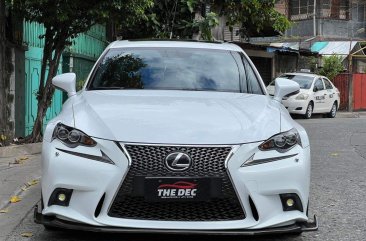 Sell White 2014 Toyota Super in Manila