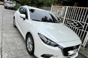 White Mazda 5 2023 for sale in 
