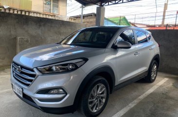 Selling Green Hyundai Tucson 2018 in Manila