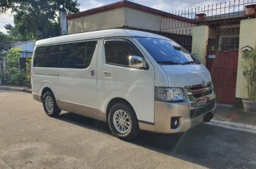 Selling White Toyota Grandia 2014 in Quezon City