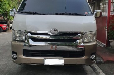 Selling White Toyota Grandia 2014 in Quezon City