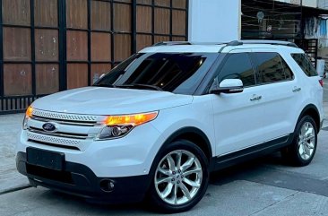 Selling Pearl White Ford Explorer 2015 in Manila