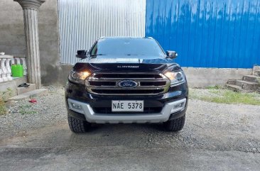 White Ford Everest 2017 for sale in 