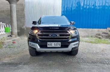 White Ford Everest 2017 for sale in 