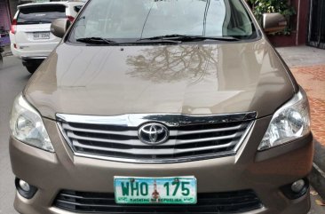 White Toyota Innova 2013 for sale in Automatic