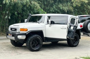 2018 Toyota FJ Cruiser  4.0L V6 in Manila, Metro Manila