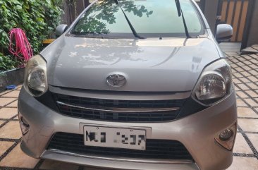 Sell White 2017 Toyota Wigo in Quezon City