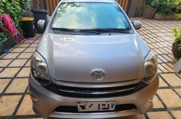 Sell White 2017 Toyota Wigo in Quezon City