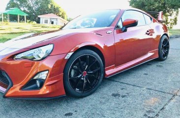 Orange Toyota 86 2013 for sale in 