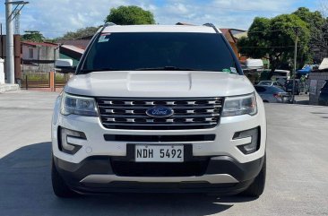 Selling White Ford Explorer 2016 in Parañaque