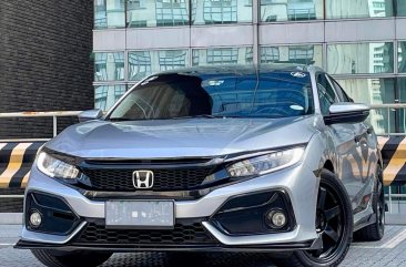 Sell Silver 2017 Honda Civic in Makati