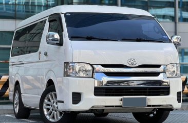 White Toyota Grandia 2017 for sale in Automatic