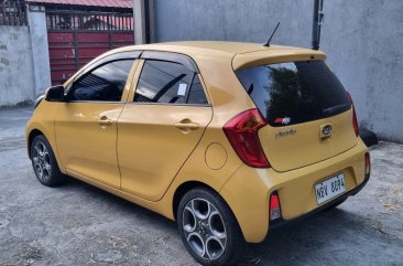 Sell White 2015 Kia Picanto in Manila