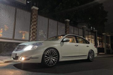 Selling Pearl White Nissan Teana 2011 in Mandaluyong