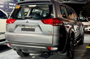 Selling White Mitsubishi Montero 2015 in Manila