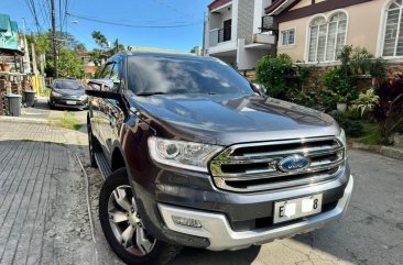 White Ford Everest 2017 for sale in Automatic