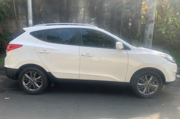 Sell White 2015 Hyundai Tucson in Quezon City