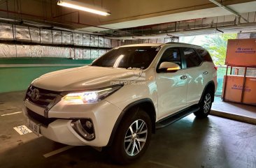 2016 Toyota Fortuner 2.4 V Pearl Diesel 4x2 AT in Parañaque, Metro Manila