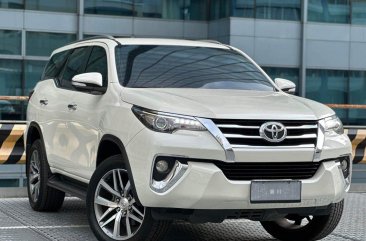 Selling White Toyota Fortuner 2017 in Makati