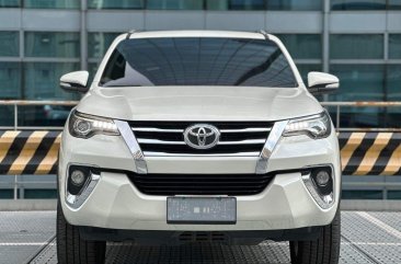 Selling White Toyota Fortuner 2017 in Makati