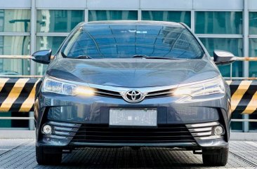 White Toyota Altis 2017 for sale in 