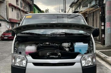 2021 Toyota Hiace  Commuter 3.0 M/T in Quezon City, Metro Manila