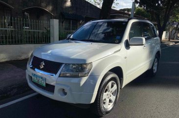 Sell Pearl White 2008 Suzuki Vitara in Marikina