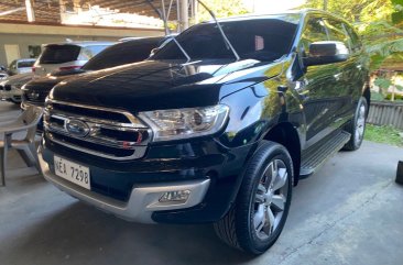 White Ford Everest 2018 for sale in Automatic