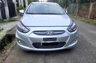 White Hyundai Accent 2017 for sale in Automatic
