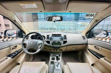 White Toyota Fortuner 2013 for sale in Makati