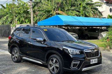 Selling White Subaru Forester 2019 in Quezon City