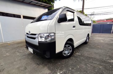 2019 Toyota Hiace  Commuter 3.0 M/T in Parañaque, Metro Manila