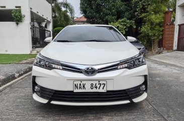 White Toyota Altis 2018 for sale in Automatic