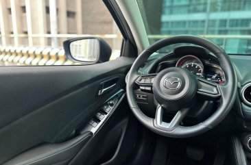 Sell White 2022 Mazda 818 in Makati