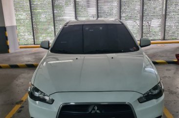 Sell White 2014 Mitsubishi Lancer in Pasig