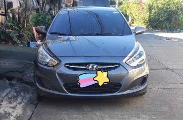 Sell White 2017 Hyundai Accent in Quezon City