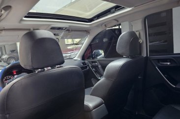 White Subaru Forester 2018 for sale in Automatic