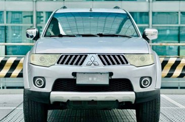 Sell White 2012 Mitsubishi Montero in Makati