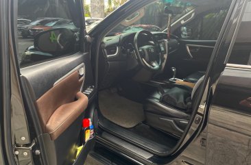 White Toyota Fortuner 2019 for sale in 