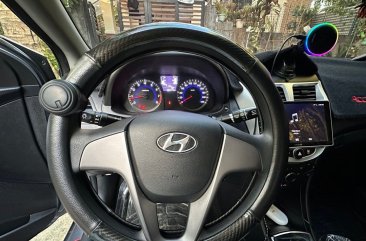 Sell Silver 2017 Hyundai Accent in Makati