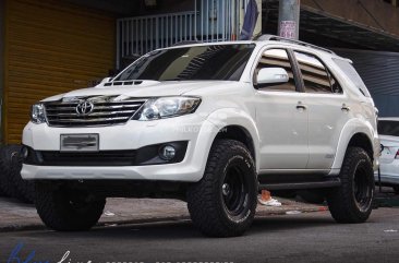 2014 Toyota Fortuner  2.4 V Diesel 4x2 AT in Manila, Metro Manila