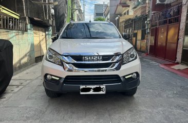 White Isuzu Mu-X 2016 for sale in Automatic