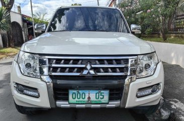 White Mitsubishi Pajero 2008 for sale in Automatic