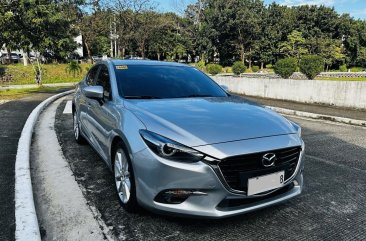 White Dodge Charger 2023 for sale in Manila