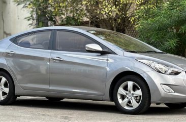 White Hyundai Elantra 2013 for sale in Las Piñas