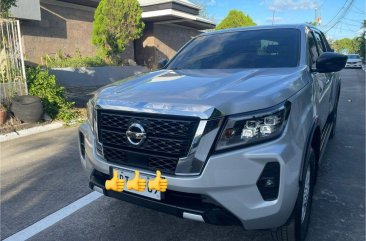 Sell White 2023 Nissan Navara in Parañaque