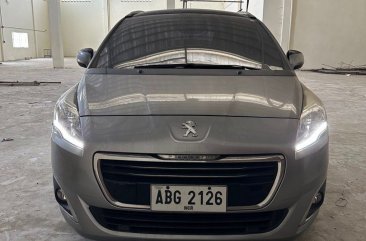 Selling White Peugeot 5008 2024 in Pasay