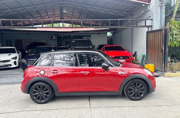 Selling White Mini Cooper S 2017 in Bacoor