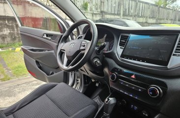 Silver Hyundai Tucson 2018 for sale in 