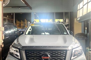 White Nissan Navara 2022 for sale in Pasig